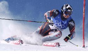 Austria's Eberharter wins Giant Slalom